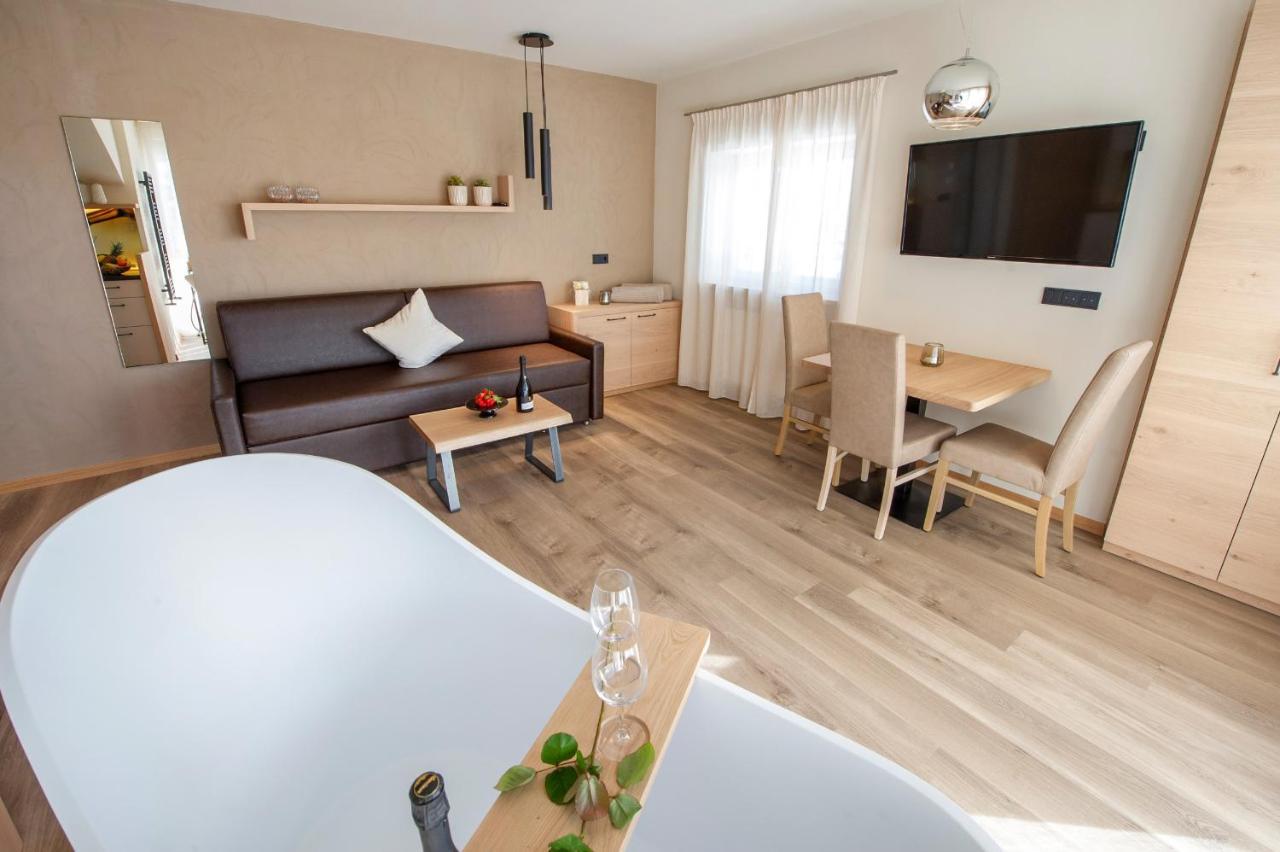 Haus Gregori Aparthotel กัลดาโร ภายนอก รูปภาพ