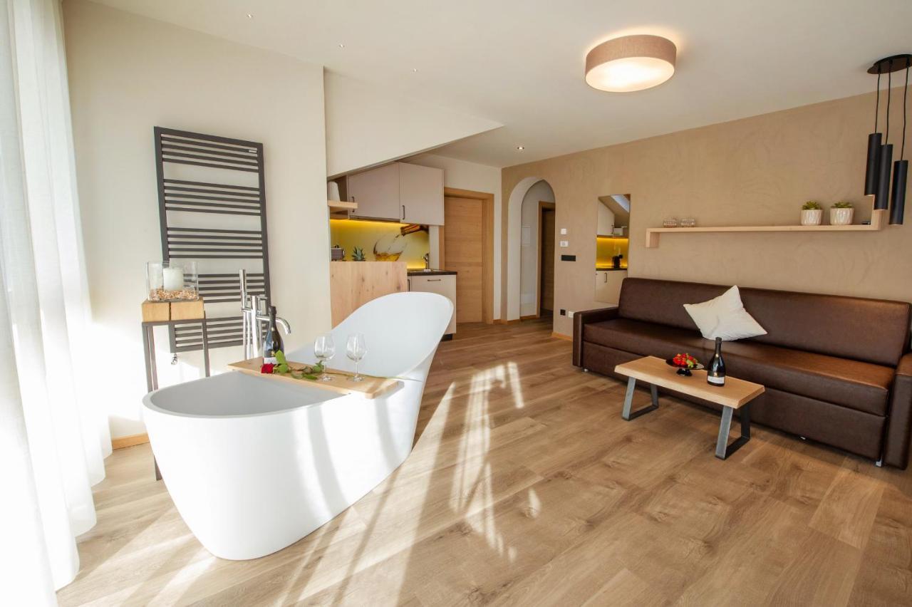 Haus Gregori Aparthotel กัลดาโร ภายนอก รูปภาพ
